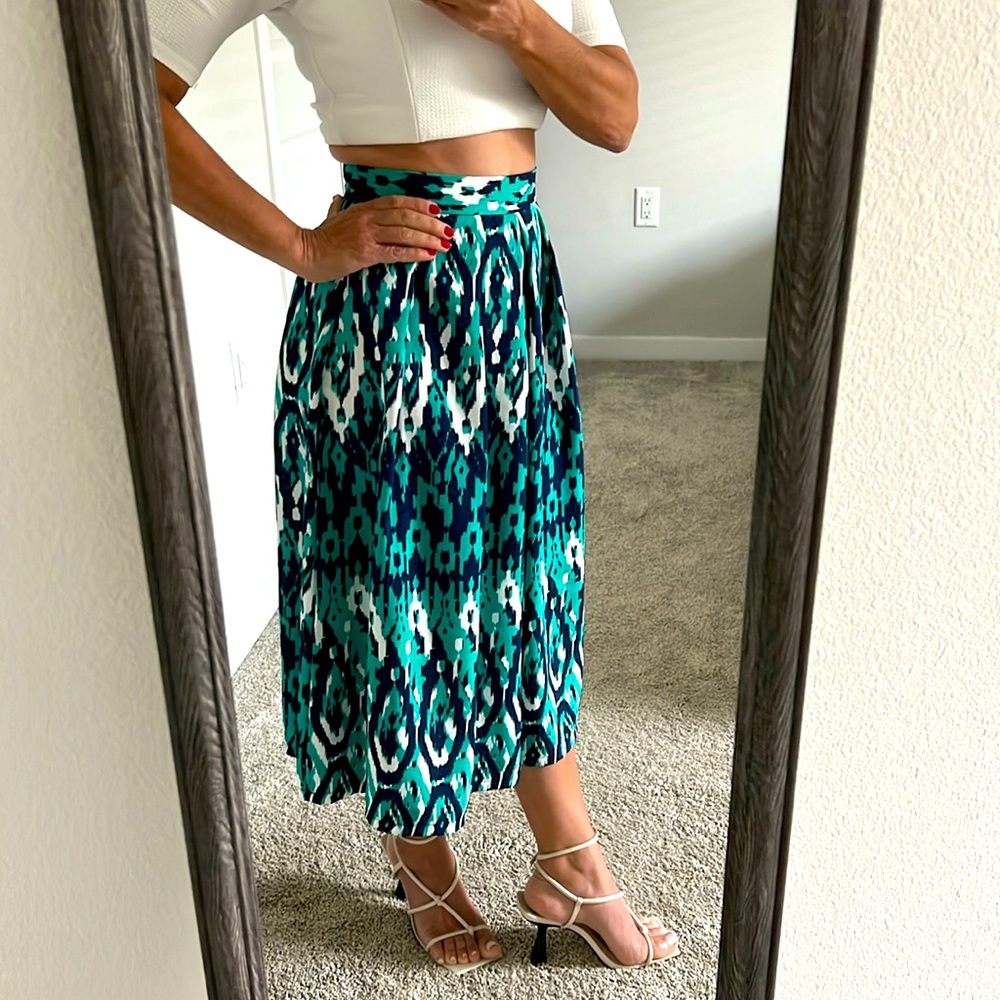 Vibrant Elegance: Printed Blue, Green, and White Midi Skirt